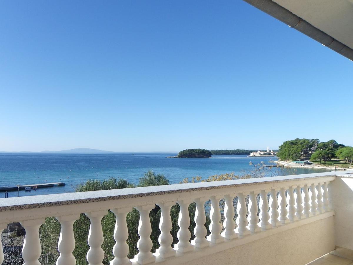 B&B Maestral Rab Раб Екстериор снимка