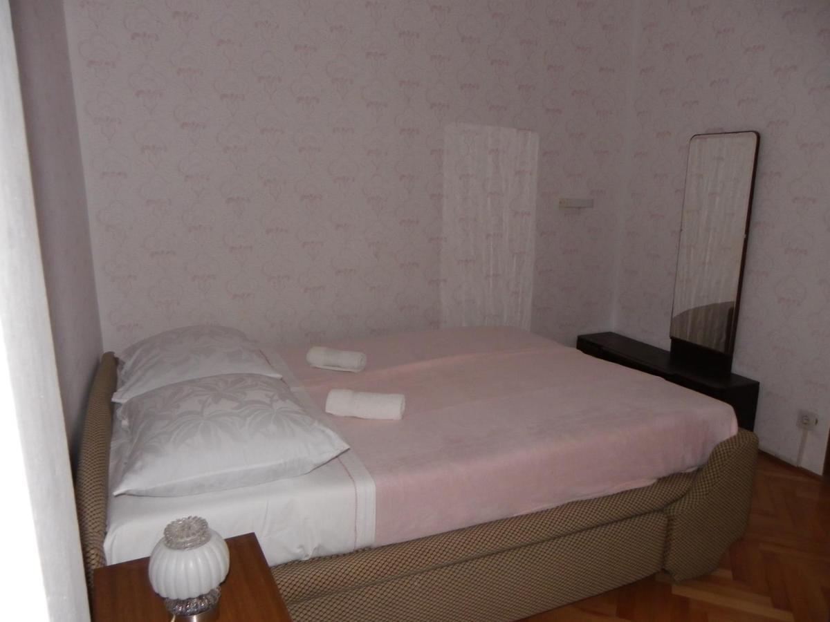 B&B Maestral Rab Раб Екстериор снимка