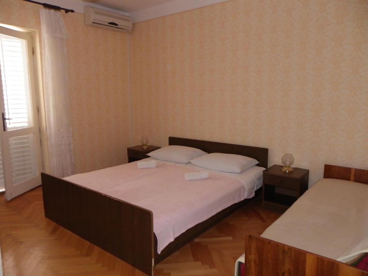 B&B Maestral Rab Раб Екстериор снимка
